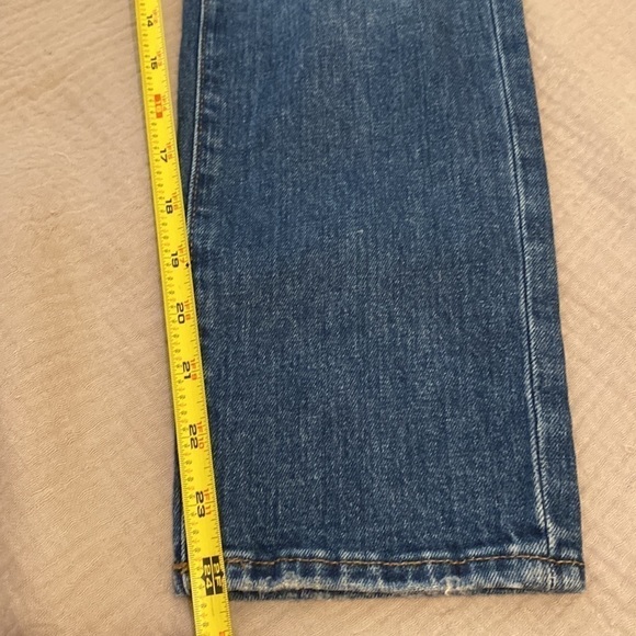 Madewell the high-rise, slim crop  boyfriend jeans. Size 25 . Style AA609 - Picture 8 of 14